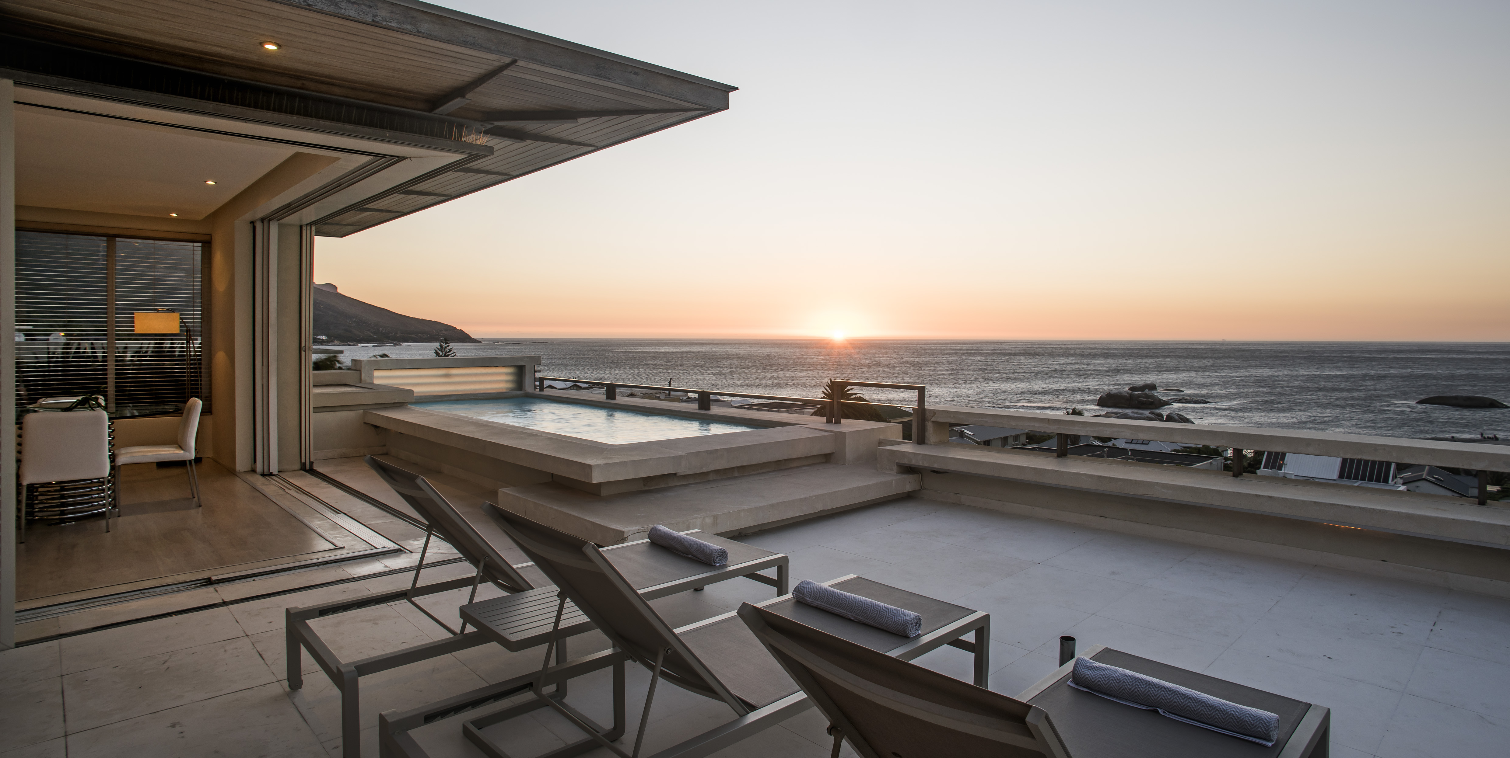 Penthouse 1 (1) - Luxury Boutique Hotel Accommodation Camps Bay Cape Town