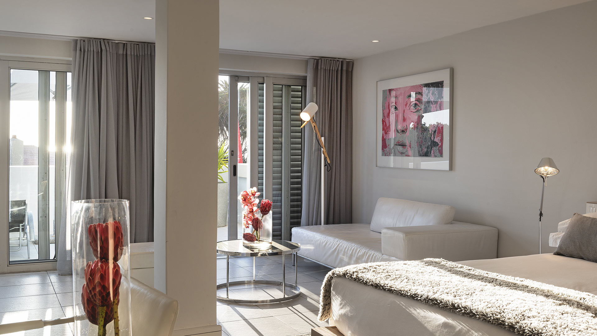 south-beach-camps-bay-pool-terrace-plus-suite-4
